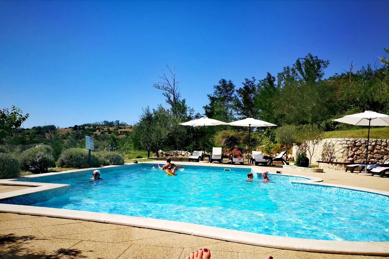 Apartmani Simon Lopar